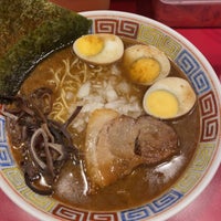 長浜らーめん 世田谷店 Ramen Restaurant