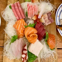 Photo taken at Yuraku Japanese Restaurant by Jack J. on 3/10/2019
