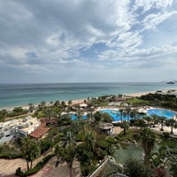 Photo taken at Le Méridien Al Aqah Beach Resort by Mhd S. on 2/3/2024
