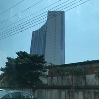 Photo taken at Intercontinental Lagos by Mhd S. on 11/17/2017