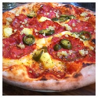 9/20/2017 tarihinde Mika H.ziyaretçi tarafından Pizzeria Ruka'de çekilen fotoğraf