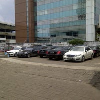 Photo taken at Dipo Motor - Mercedes-Benz Authorized Dealers by Philip P. on 2/26/2013