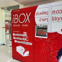 Photo taken at Bang Sue Post Office by Pang L. on 6/12/2020