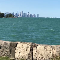 Photo taken at Promontory Point Park by Laurassein on 9/12/2017