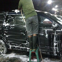 Photo taken at Arema Car Wash 24 Hour Non Stop (Kalimalang) by Muhammad Irwanto M. on 2/6/2013