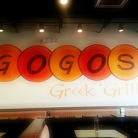 5/28/2013 tarihinde ✈--isaak--✈ziyaretçi tarafından Gogos Greek Grill'de çekilen fotoğraf