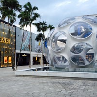 Das Foto wurde bei Miami Design District von Hessah am 3/19/2015 aufgenommen