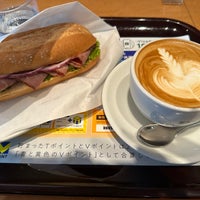 Photo taken at EXCELSIOR CAFFÉ 立川北口店 by らいら on 10/13/2023