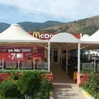 Photo taken at McDonald&amp;#39;s by Serpil Ö. on 11/13/2012