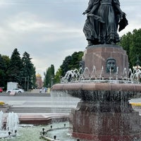 Photo taken at Фонтан «Искусство» by Artiom A. on 6/17/2021