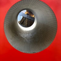 Photo taken at Red Cube by Isamu Noguchi by Edward D. on 10/7/2019