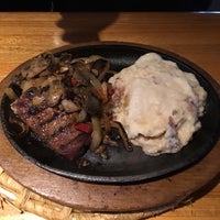 Photo taken at Applebee&amp;#39;s Grill + Bar by Edward D. on 10/15/2019