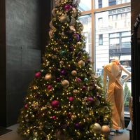 12/8/2018 tarihinde Marie F.ziyaretçi tarafından Hilton New York Fashion District'de çekilen fotoğraf