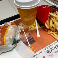 Photo taken at McDonald&amp;#39;s by 2G y. on 5/2/2021