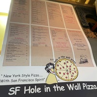 Das Foto wurde bei SF Hole In The Wall Pizza von Ryan H. am 1/10/2021 aufgenommen