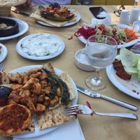 รูปภาพถ่ายที่ Kolcuoğlu Restaurant โดย Aslı Ç. เมื่อ 6/26/2018