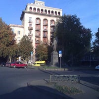 Photo taken at Aleksander Griboyedov Monument | გრიბოედოვის ძეგლი by David C. on 11/25/2012