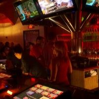 Das Foto wurde bei Hi Scores Bar-Arcade von Jay T. am 9/16/2012 aufgenommen