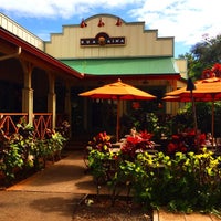 Photo taken at Kua‘āina Sandwich by Mariano P. on 11/28/2014