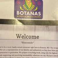 Foto tirada no(a) Botanas Restaurant and Bar por Greg R. em 5/15/2023