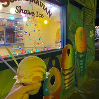 Photo taken at Scandinavian Shave Ice by Andrew O. on 12/11/2021