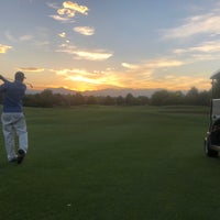 Снимок сделан в Indian Peaks Golf Course пользователем Summer G. 9/28/2018