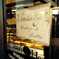 11/11/2013 tarihinde Mark A.ziyaretçi tarafından Sweetaly Bakery &amp;amp; Bistro'de çekilen fotoğraf
