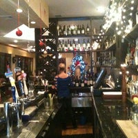 12/8/2012 tarihinde Gianluca D.ziyaretçi tarafından Olla Wine Bar'de çekilen fotoğraf