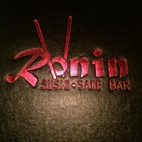 6/18/2017 tarihinde Brent H.ziyaretçi tarafından Ronin Sushi &amp;amp; Sake Bar'de çekilen fotoğraf