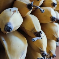 Foto diambil di Tienda de Fruta Almuñecar oleh Manolo M. pada 8/26/2021