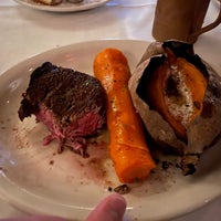 Photo taken at Bob&amp;#39;s Steak And Chop House by Daniel B. on 5/29/2022
