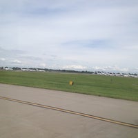 Photo prise au Louisville Muhammad Ali International Airport (SDF) par John Y. C. le5/3/2013