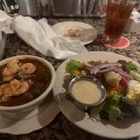 Photo taken at Pappadeaux Seafood Kitchen by Anthony Wayne D. on 1/22/2023