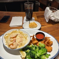 Photo taken at Red Lobster by Anthony Wayne D. on 12/27/2023