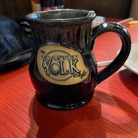 Das Foto wurde bei The Toasted Yolk Cafe von Anthony Wayne D. am 11/30/2023 aufgenommen