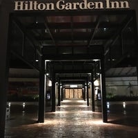 Das Foto wurde bei Hilton Garden Inn von Sole R. am 5/26/2017 aufgenommen