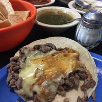 Foto tirada no(a) Taqueria El Socio por Alvaro H. em 1/17/2017