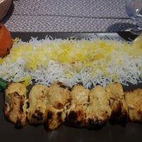 4/9/2016 tarihinde Di P.ziyaretçi tarafından Darchin Iranian Restaurant'de çekilen fotoğraf