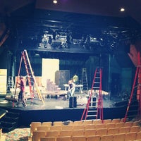 Foto tirada no(a) Ignite Theatre @ The Aurora Fox por Keith R. em 10/15/2012