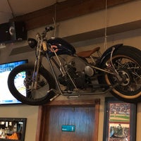 Photo taken at Sideouts Sports Tavern &amp;amp; 3D Bowl by Darren G. on 7/14/2018
