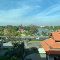 Photo taken at Hilton Mandalay by Phyo H. on 12/21/2019
