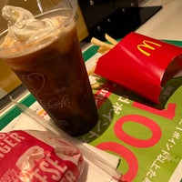 Photo taken at McDonald&#39;s by KAORI H. on 3/28/2022