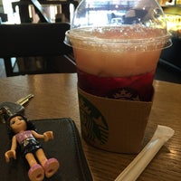 7/25/2016 tarihinde April J.ziyaretçi tarafından Starbucks'de çekilen fotoğraf