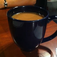 Photo prise au Tea Lounge par Shanna G. le10/13/2012