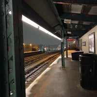 Photo taken at MTA Subway - 52nd St/Lincoln Ave (7) by Barun B. on 12/15/2017