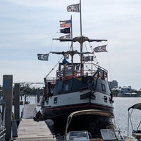 Foto tirada no(a) Salty Sam&amp;#39;s Pirate Cruise por Brad T. em 12/27/2023