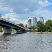 Photo taken at Kulosaaren silta by Aapo R. on 6/5/2021