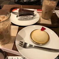 Photo taken at Ueshima Coffee House by わたなゔぇ on 3/24/2017