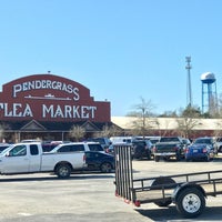 รูปภาพถ่ายที่ Pendergrass Flea Market โดย Ed A. เมื่อ 3/3/2018
