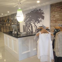 รูปภาพถ่ายที่ Mosa Boutique โดย Mosa Boutique เมื่อ 4/19/2016